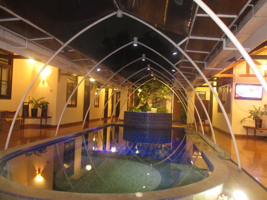 Lovender Guesthouse Маланг Екстериор снимка